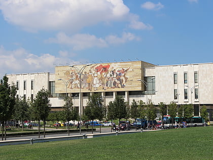 narodowe muzeum historyczne tirana