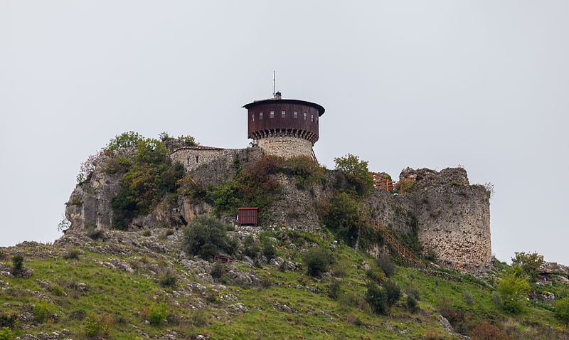 Castillo de Petrelë