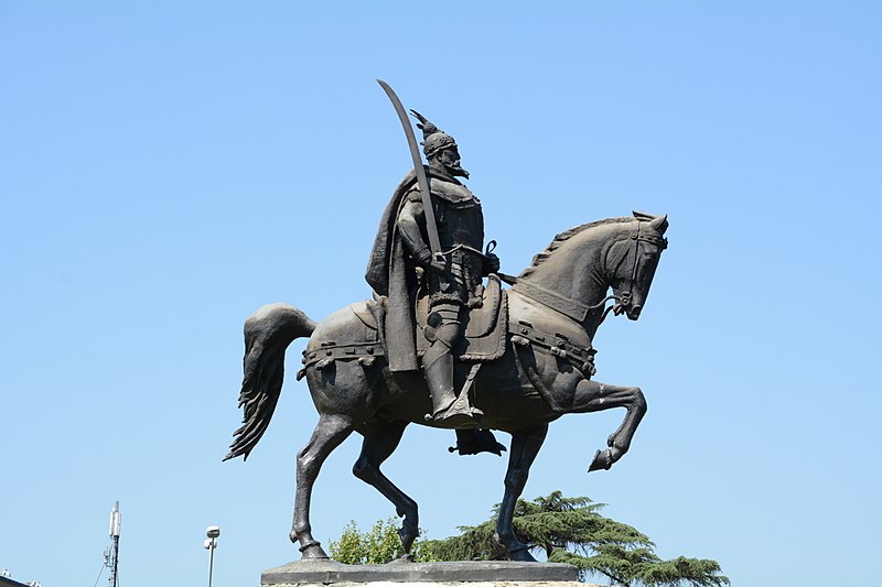 Statue équestre de Skanderbeg