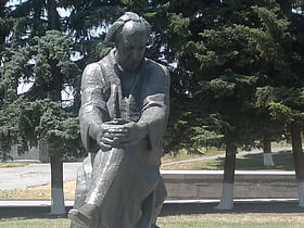 Statue d'Avetik Issahakian