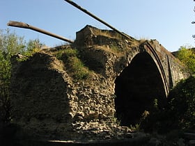 red bridge yerevan