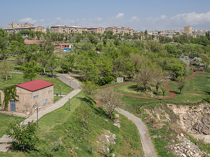 tumanyan park yerevan