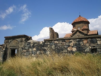 karmravor church ashtarak