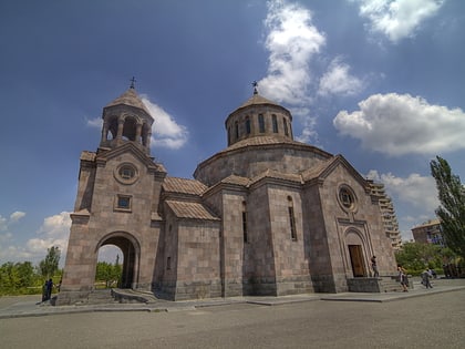 saint sarkis church yerevan