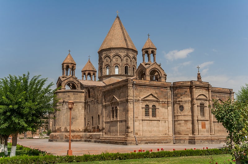 etchmiadzin cathedral vagharshapat