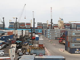 Hafen von Luanda