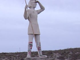 Indio Comahue Monument