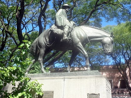 Monumento ecuestre El Gaucho Resero