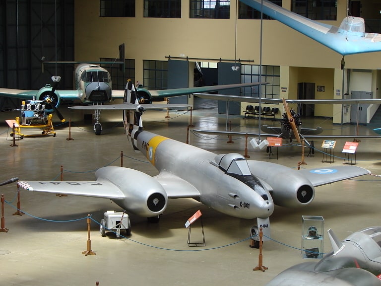museo nacional de aeronautica moron