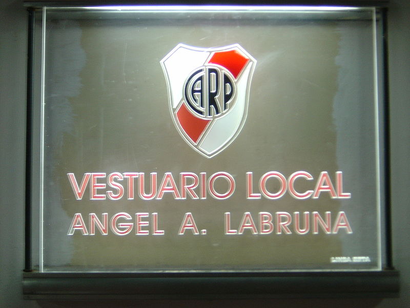 Estadio Monumental Antonio Vespucio Liberti
