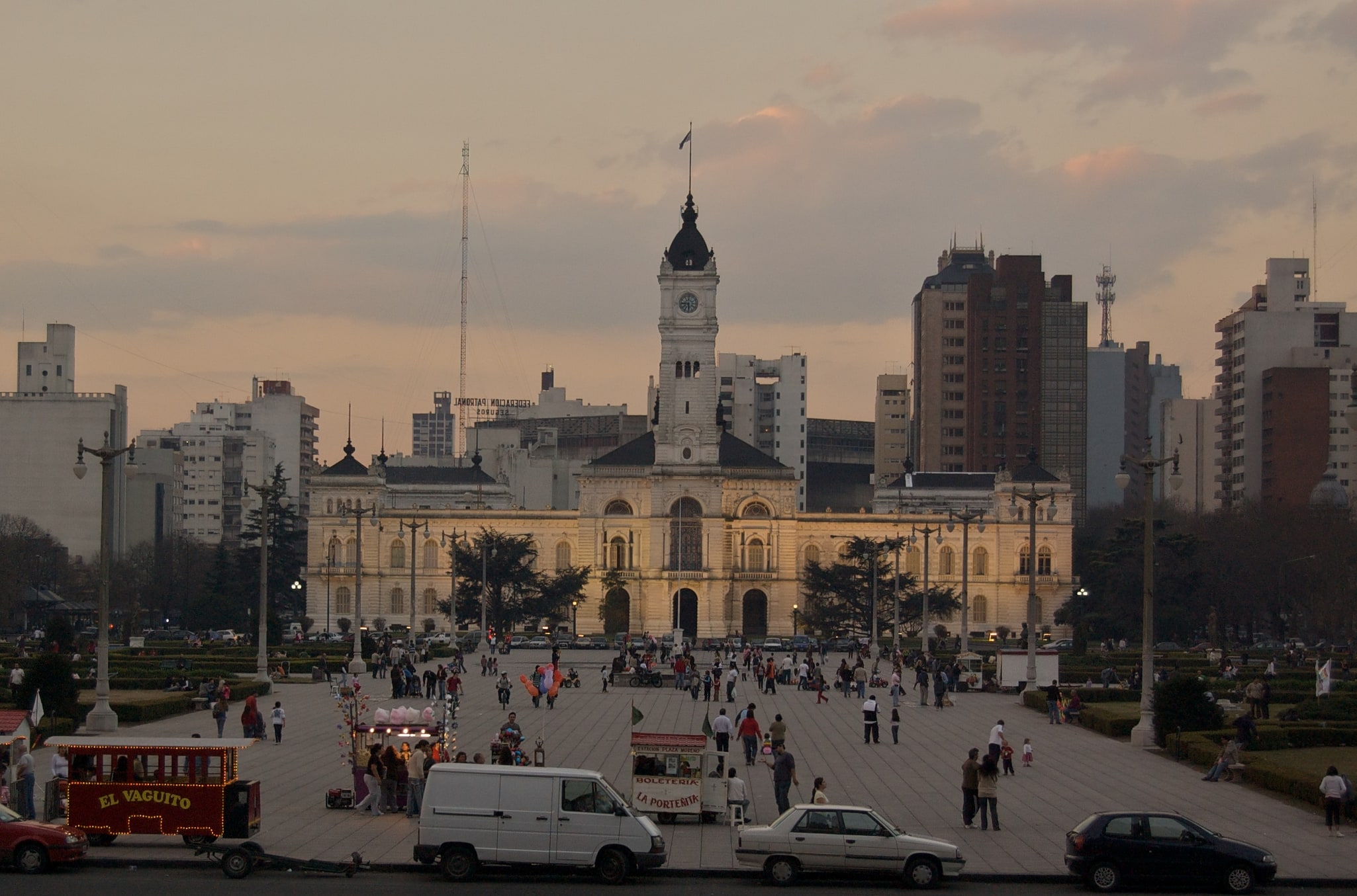 La Plata City Hall (La Plata) - zwiedzanie i praktyczne informacje