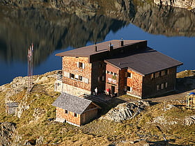 wangenitzsee hut national parks of austria