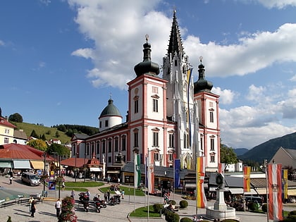 Basílica del Nacimiento de la Virgen María