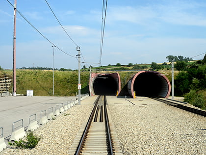 wienerwald tunnel wolfsgraben