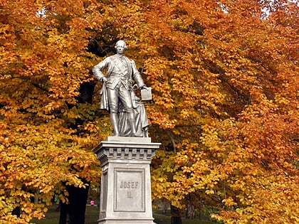 kaiser josef ii denkmal bad voslau