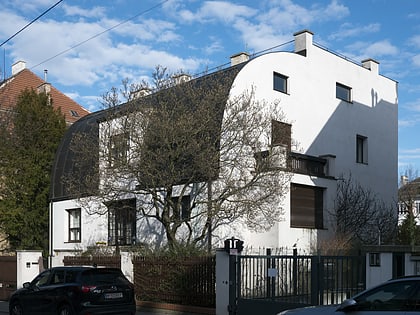 steiner house vienne