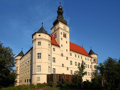 chateau de hartheim alkoven