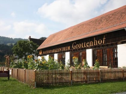 Naturparkzentrum Grottenhof