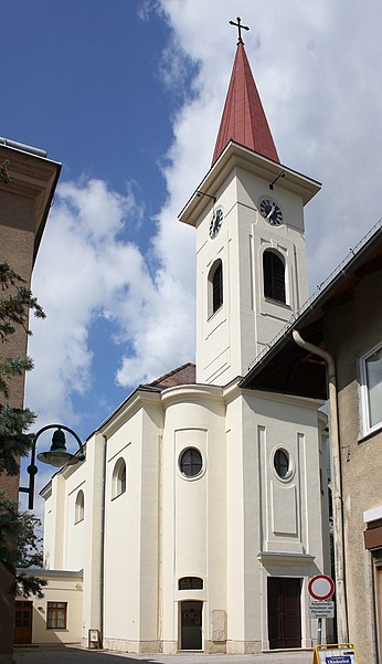 Pfarrkirche Münchendorf