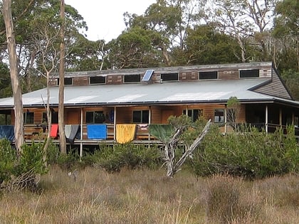 new pelion hut tasmanian wilderness