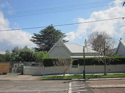 42 Cowles Road