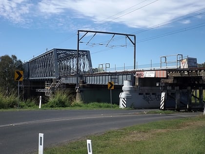 sadliers crossing railway bridge ipswich