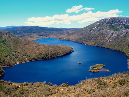lac dove zone de nature sauvage de tasmanie