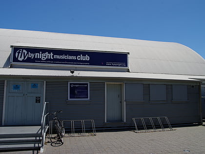fly by night club