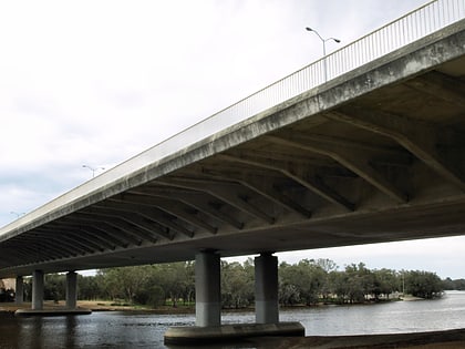 redcliffe bridge perth