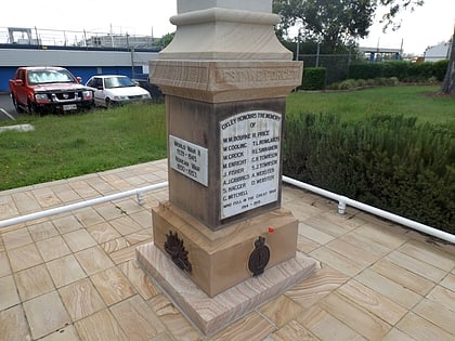 oxley war memorial brisbane