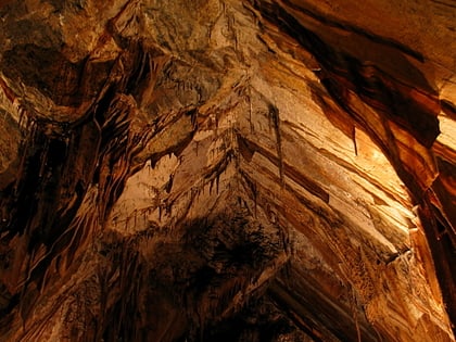 gunns plains caves
