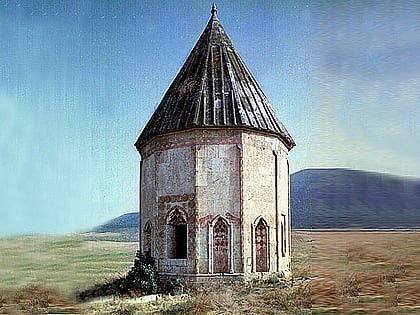 khachin darbatli mausoleum