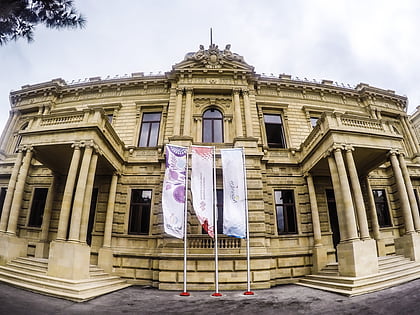 museo nacional de arte de azerbaiyan baku