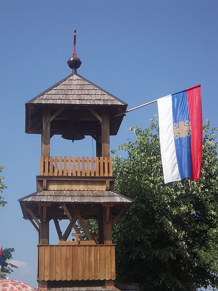 Église en bois Saint-Nicolas de Javorani