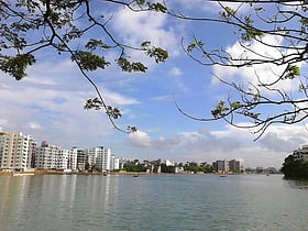 gulshan lake dacca