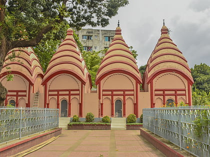 temple de dhakeshwari dacca