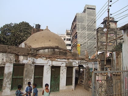 binat bibi mosque dhaka