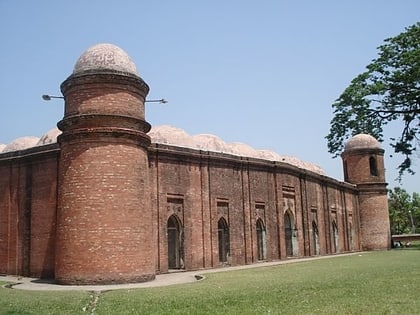 mezquita de los sesenta pilares ciudad mezquita de bagerhat