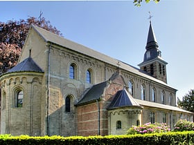 Abadía de Postel