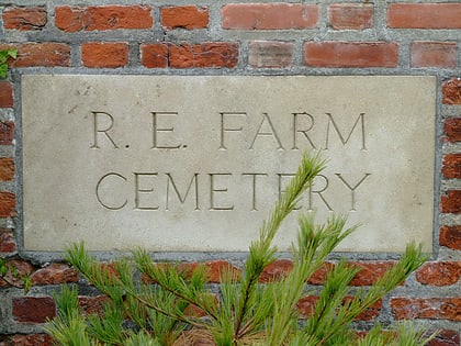 r e farm cemetery