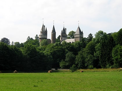 castillo de faulx les tombes