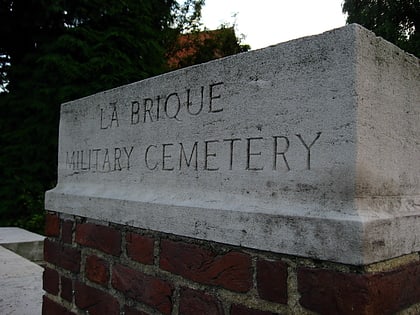 la brique military commonwealth war graves commission cemeteries ypern