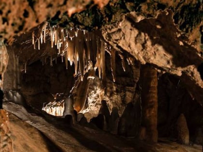 batiment de la grotte de labime comblain au point