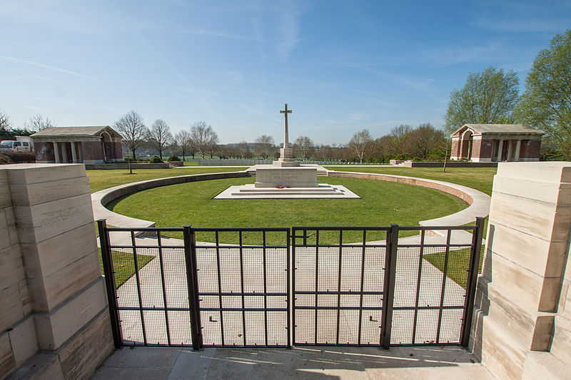 Hooge Crater Commonwealth War Graves Commission Cemetery