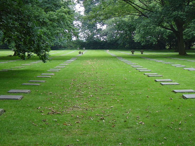 Menen German war cemetery