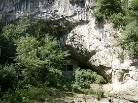 Jaskinia Baczo Kiro