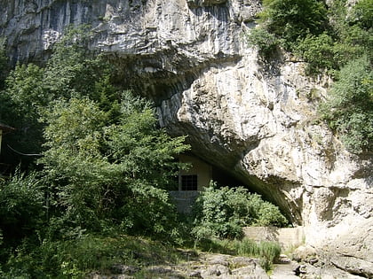 bacho kiro cave dryanovo