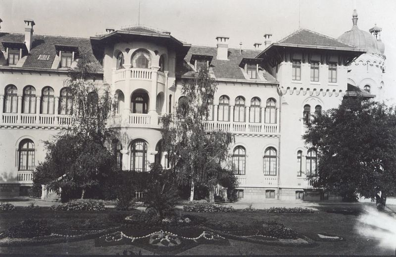 Vrana Palace