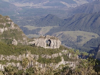 pedra furada parc national de sao joaquim
