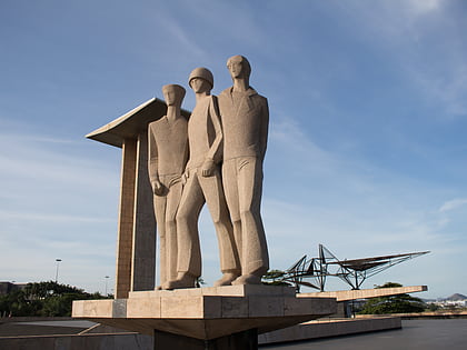 monumento a los muertos de la segunda guerra mundial rio de janeiro